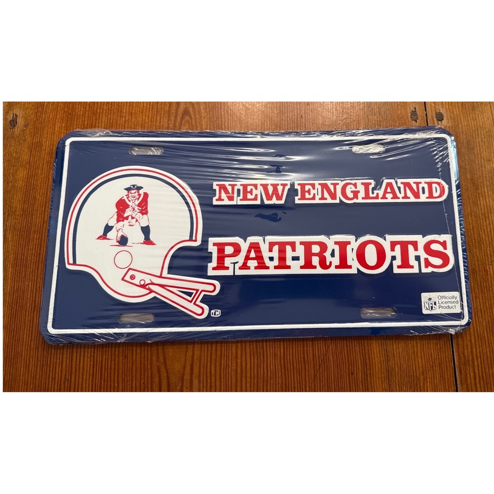 New England Patriots NFL License Plate Pat Patriot Throwback Logo Metal Blue